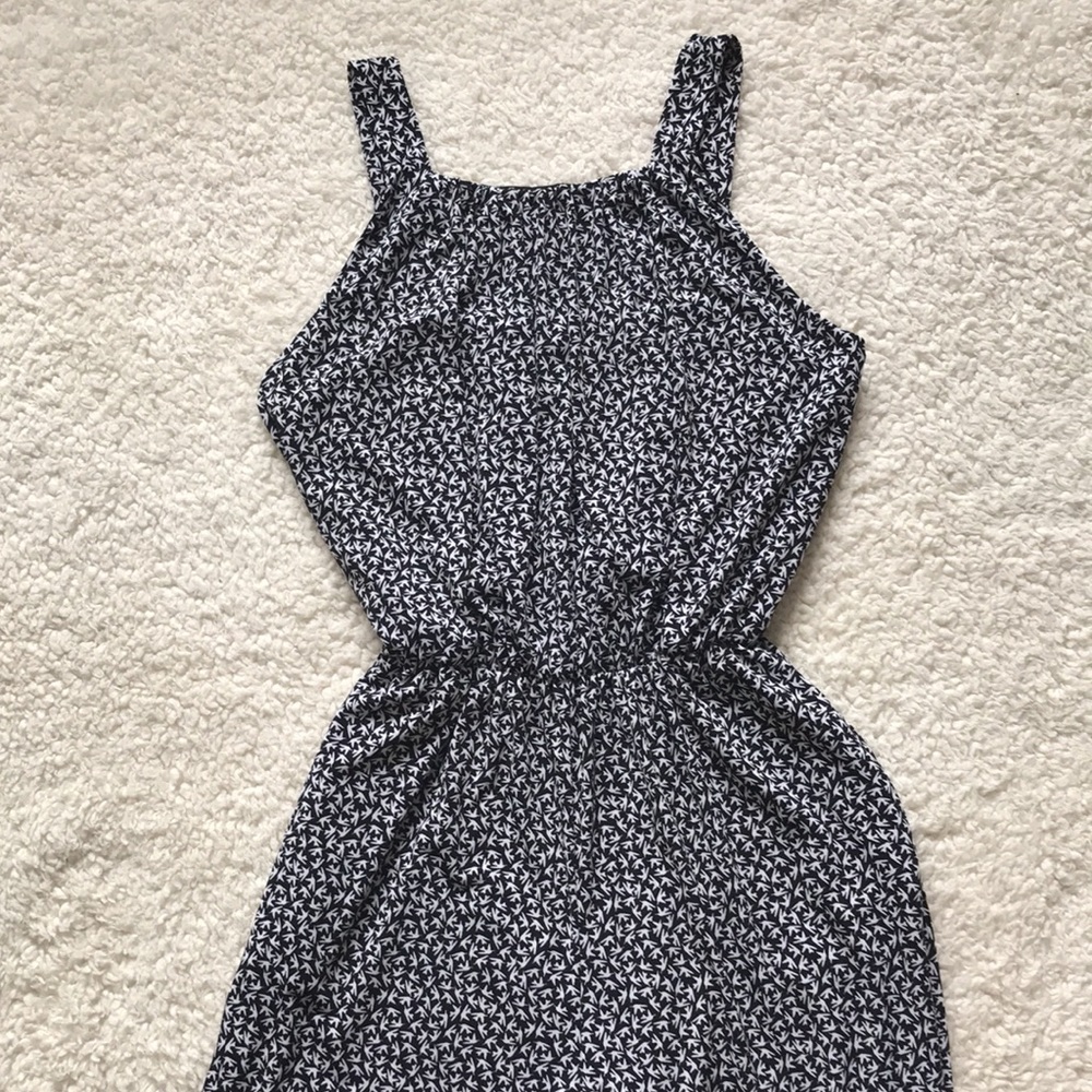 Womens s/m jumper black/white